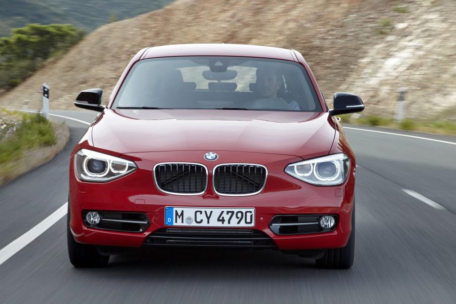  BMW 118i Sport Line 2011 года  (фото 166 из 185)